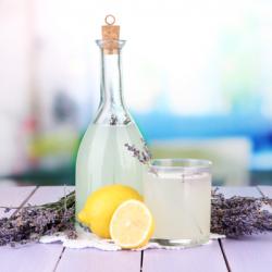 Levandulovy_sirup.jpg